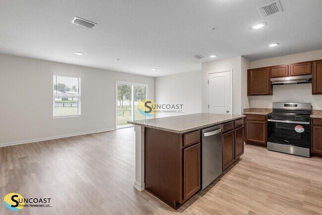 Building Photo - 6450 Sweetbay Ln