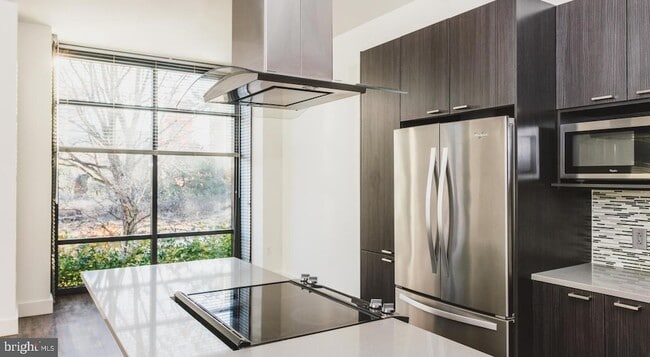 Photo - 450 N 18th St Apartment