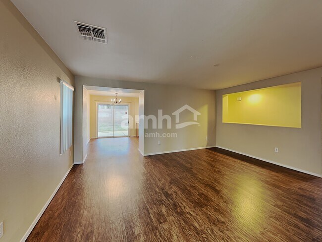 Foto del edificio - 7023 S Calypso Ct