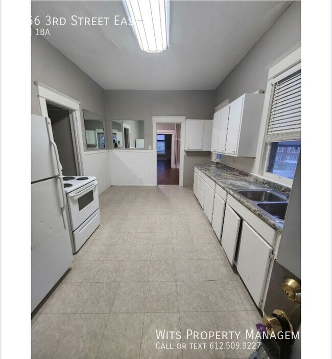 Foto del edificio - 1056 3rd St E