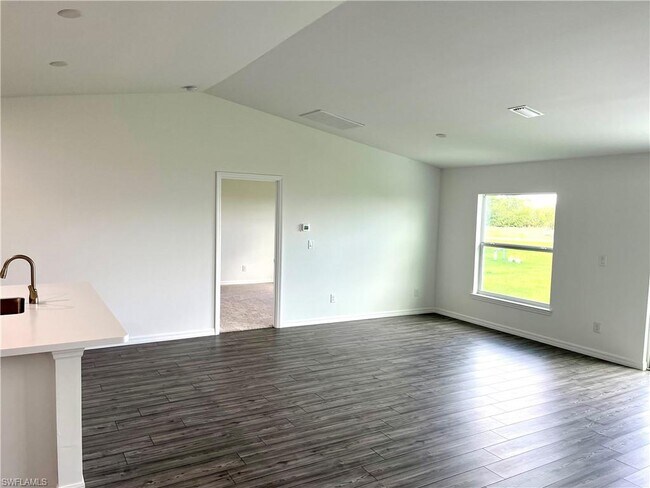 Foto del edificio - 4303 NE 12th Ct