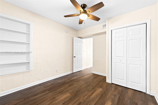Foto del edificio - 1315 N 19th Ave