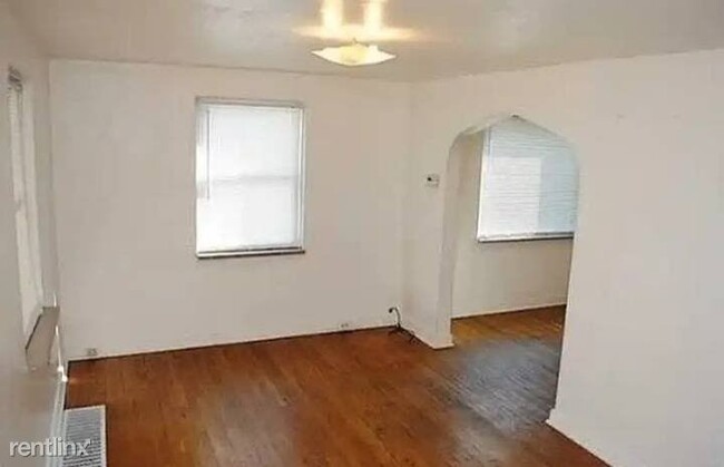 Building Photo - 2 br, 1 bath House - 157 Robinson St