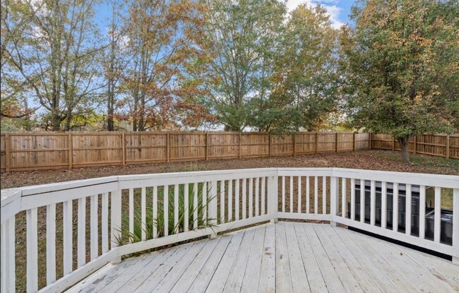 Building Photo - 328 Thornbush Ct