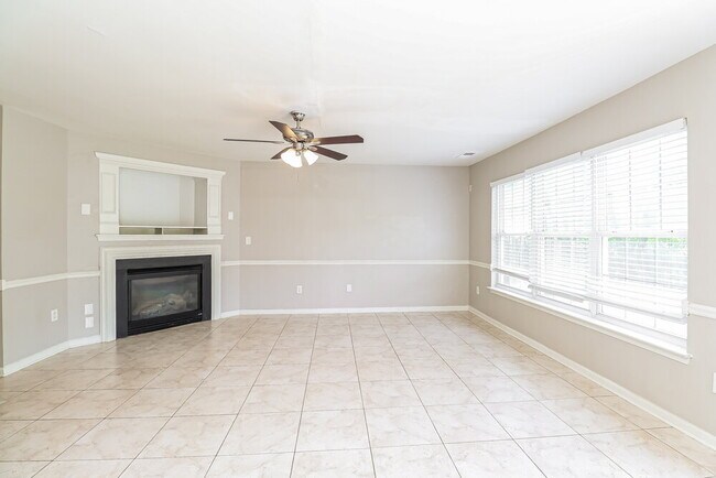 Foto del edificio - 112 Bluffton Rd