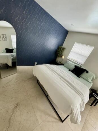 Foto del edificio - 408 SE 12th Ct