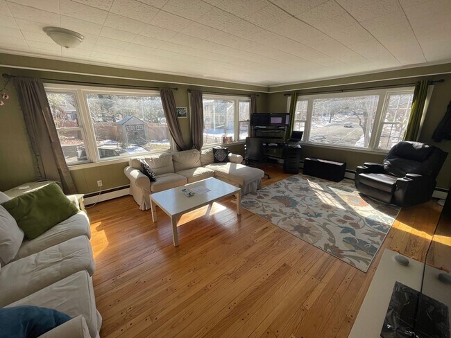 Foto del edificio - 159 Mill Rock Road