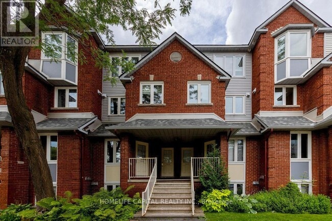 Building Photo - 342 Briston Private
