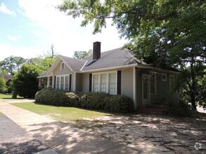 Building Photo - 327 Fort Dale Rd
