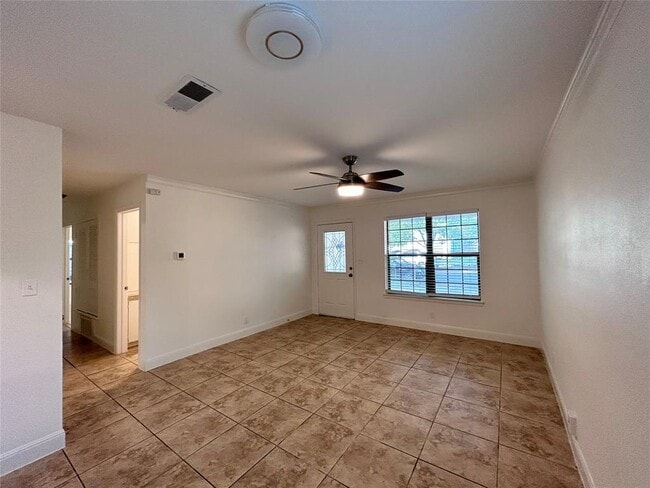 Foto del edificio - 6200 Palm Cir