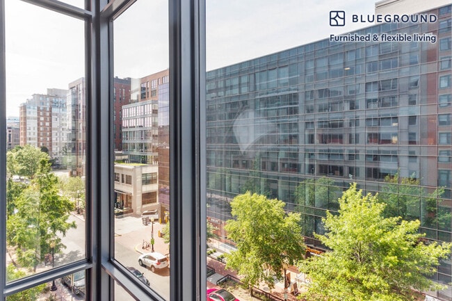 Foto del edificio - 425 Massachusetts Ave NW