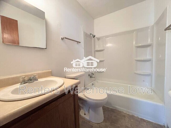 Foto del edificio - 1334 32nd St