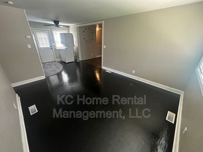 Foto del edificio - 10905 E 47th St
