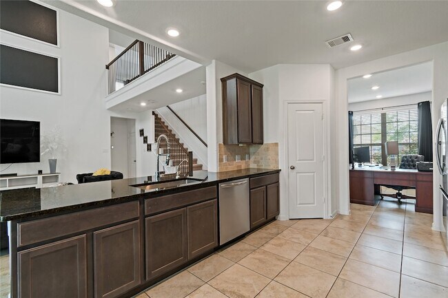 Foto del edificio - 14010 Hartford Heights Wy