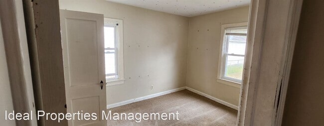Building Photo - 2 br, 1 bath House - 2832 S 4th Street