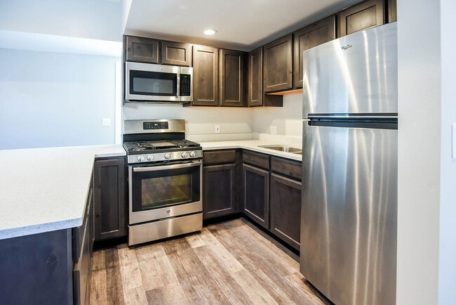 Building Photo - 951 Washington St