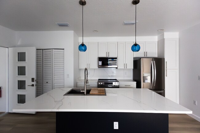 Foto del edificio - 527 N Garden Ave