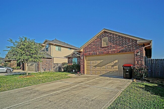 Building Photo - 21515 Palaramo Ct