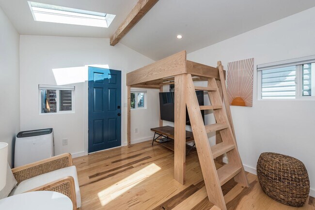 Foto del edificio - 208 S Voluntario St