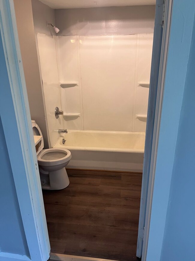 Foto del edificio - 1st floor apartment Ready now