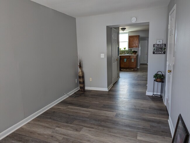 Foto del edificio - 605 Freeman St