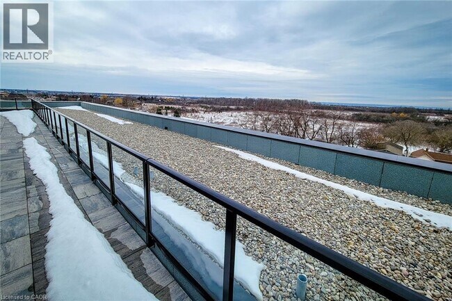 Building Photo - 1936 Rymal Rd E