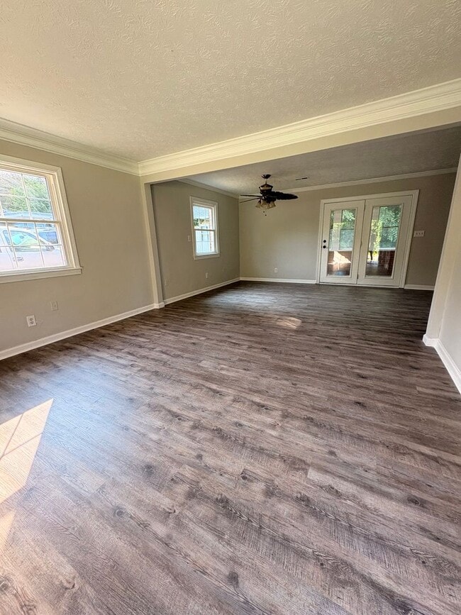 Building Photo - Spacious 3-Bedroom Ranch Home in Thomasville