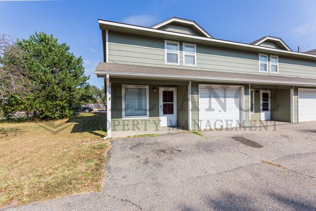 Foto del edificio - 1136 Richmond St