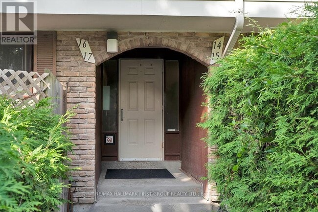 Building Photo - 506 Normandy St