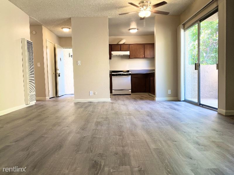 Primary Photo - 1425 E Orange Grove Blvd