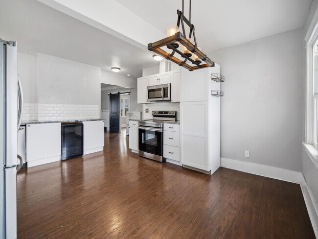 Foto del edificio - Updated Spokane Rental Home with 4 Bedrooms & Private Yard