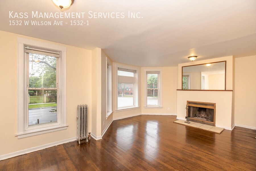 Photo - 1532 W Wilson Ave-1532-1