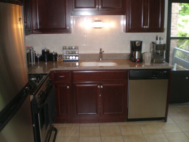 Foto del edificio - 4856 N Paulina St