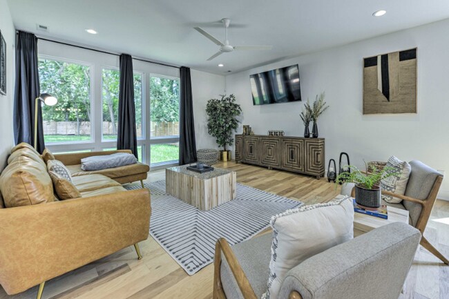 Foto del edificio - 1421 Garner Rd
