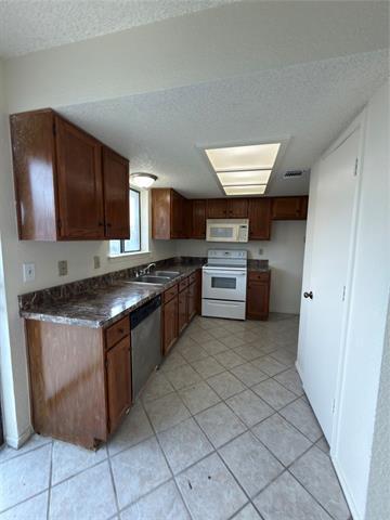 Foto del edificio - 2701 Stanford St