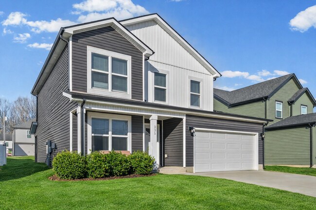 Building Photo - Pet Friendly Three Bedroom!