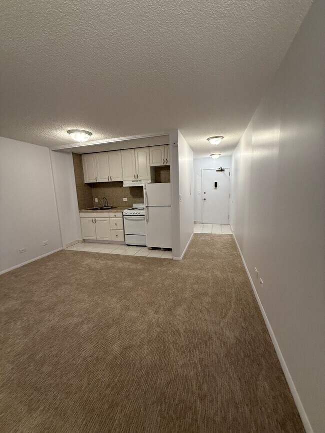 Foto del edificio - Fairway Villa Waikiki studio for rent