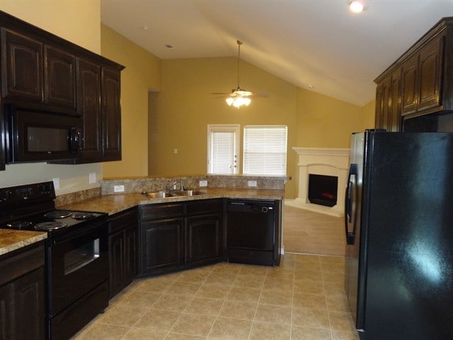 Foto del edificio - 429 Brookhollow Ln