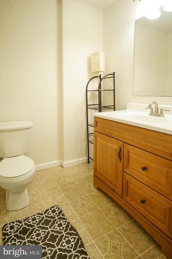 Foto principal - 12056 Elliots Oak Pl