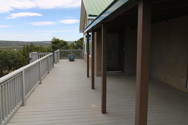 Building Photo - 7 Metate Dr