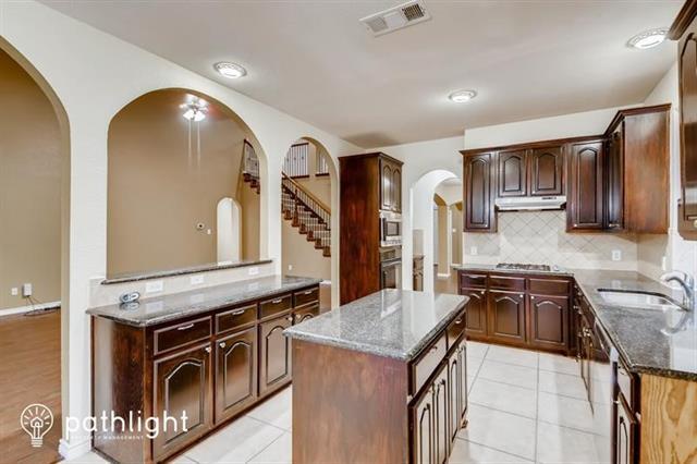 Building Photo - 11401 Cedar Springs Dr