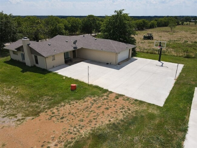 Building Photo - 255 Frog Pond Rd
