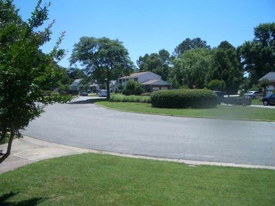 Building Photo - 464 Elizabeth Lake Dr