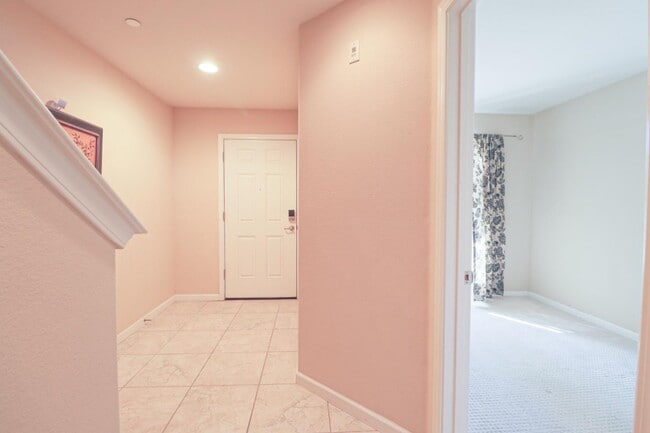 Building Photo - 5898 Via Lugano