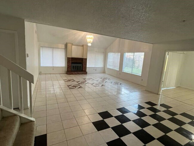 Foto del edificio - 12915 Ashford Knoll Dr