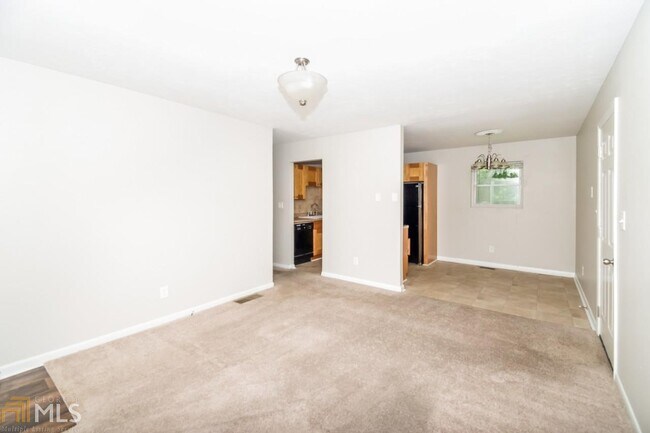 Foto del edificio - 281 Valley Hill Rd