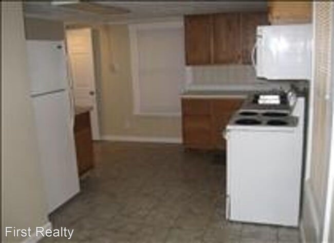 Building Photo - 2 br, 2 bath House - 227 N. Debardeleben St.