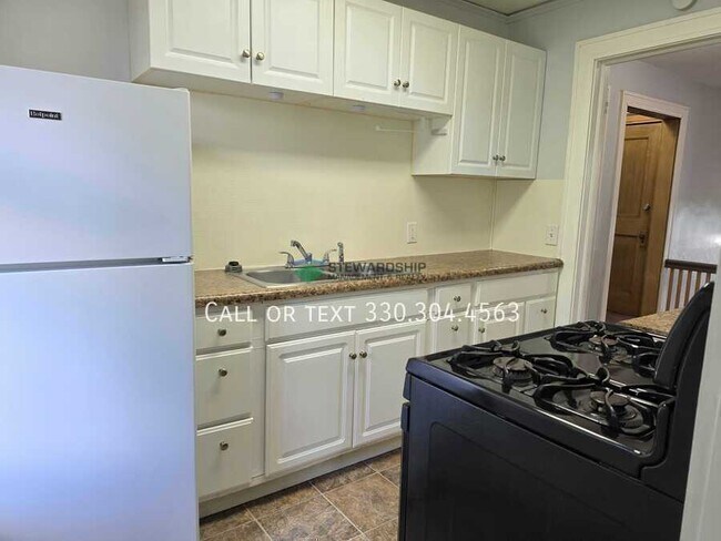 Foto del edificio - 104 6th St NE