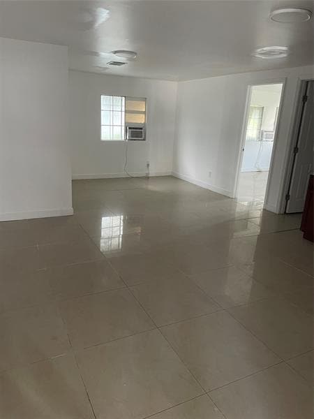 Foto del edificio - 2120 SW 51st Ct