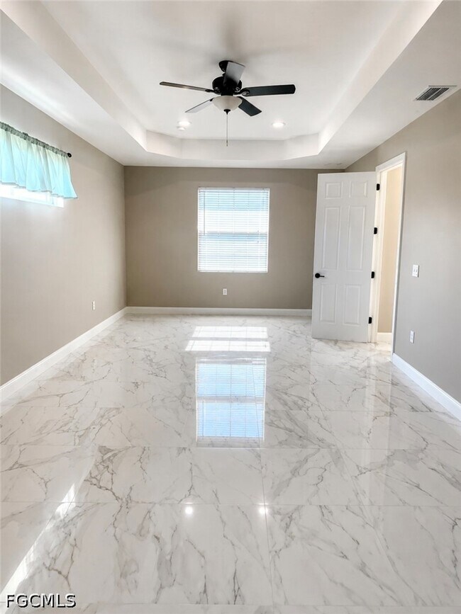 Foto del edificio - 4601 Elva Ave S